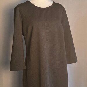 Daisy Fuentes Women’s Little Black Dress Classic 3/4 sleeves Back Zipper Size L